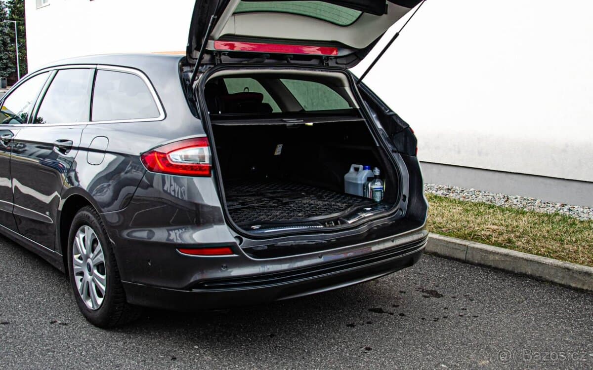 2015 Ford MONDEO - 9