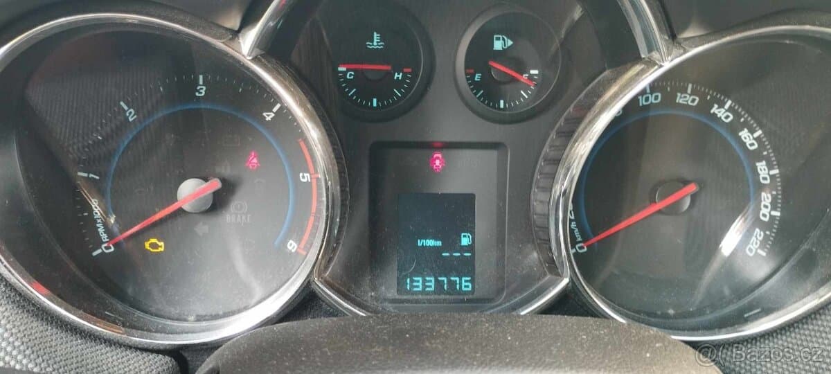 2012 Chevrolet CRUZE - 9