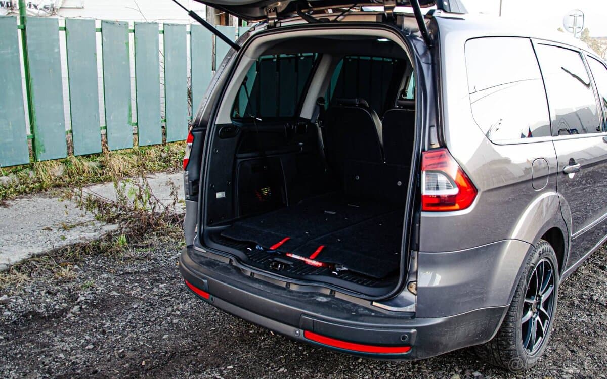 2012 Ford GALAXY - 9
