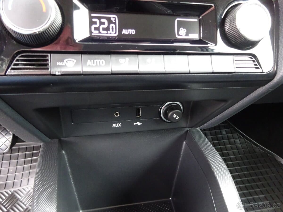 2018 Škoda FABIA - 9