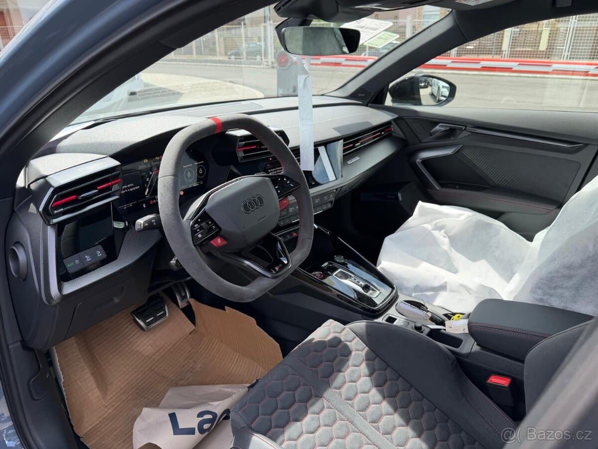 2026 Audi RS3 - 9