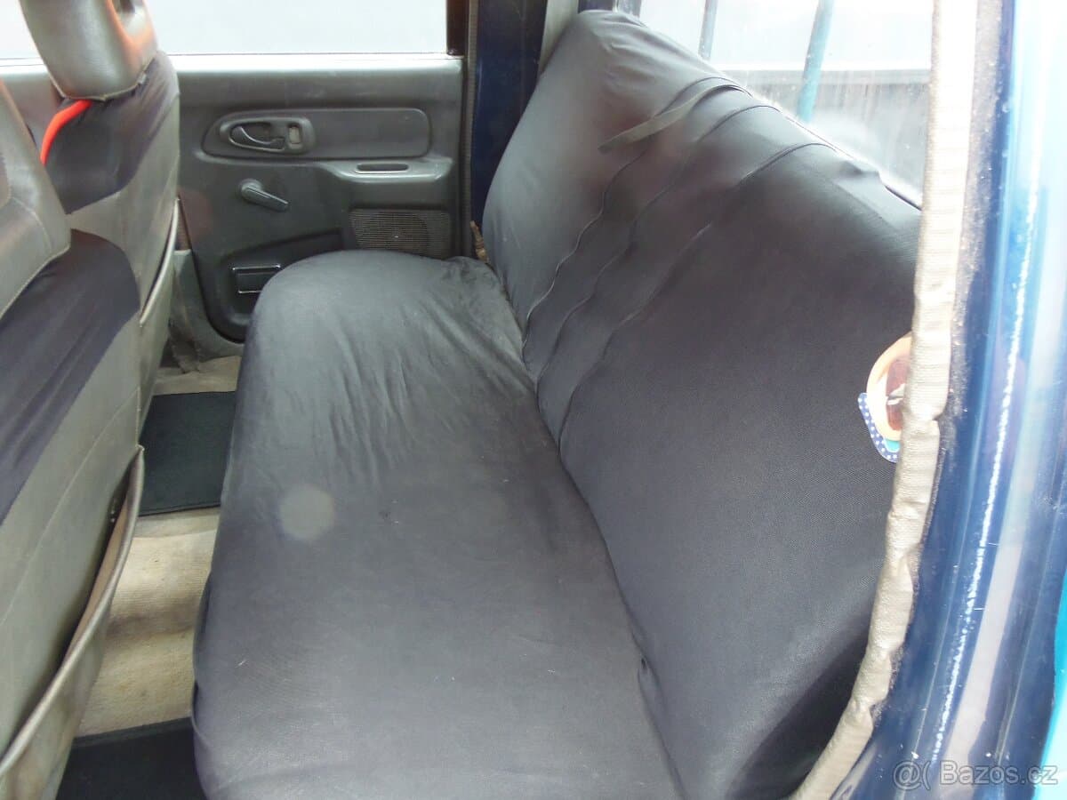 2000 Mitsubishi L200 - 9