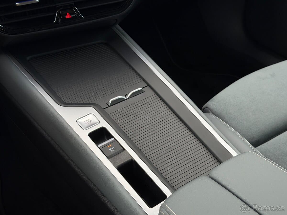 2024 Volkswagen PASSAT - 9