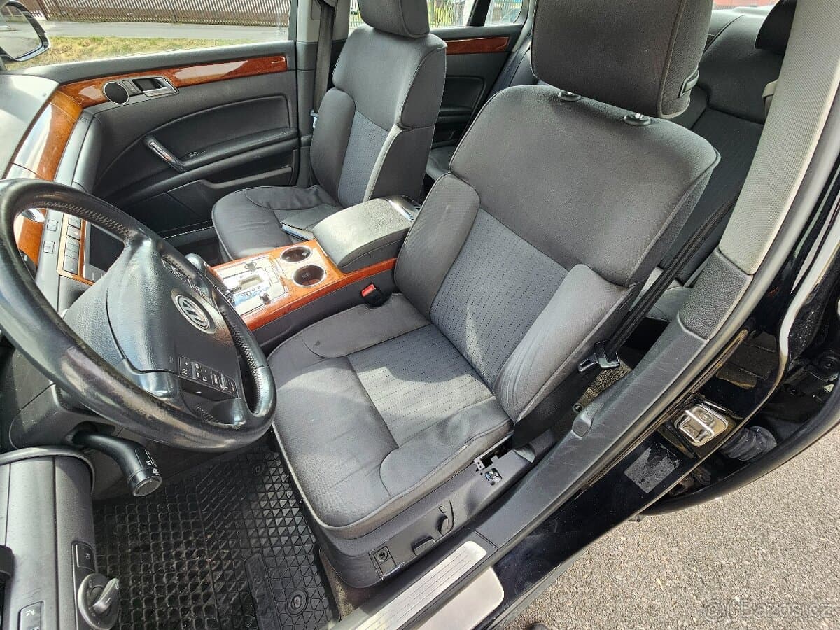 2007 Volkswagen PHAETON - 9