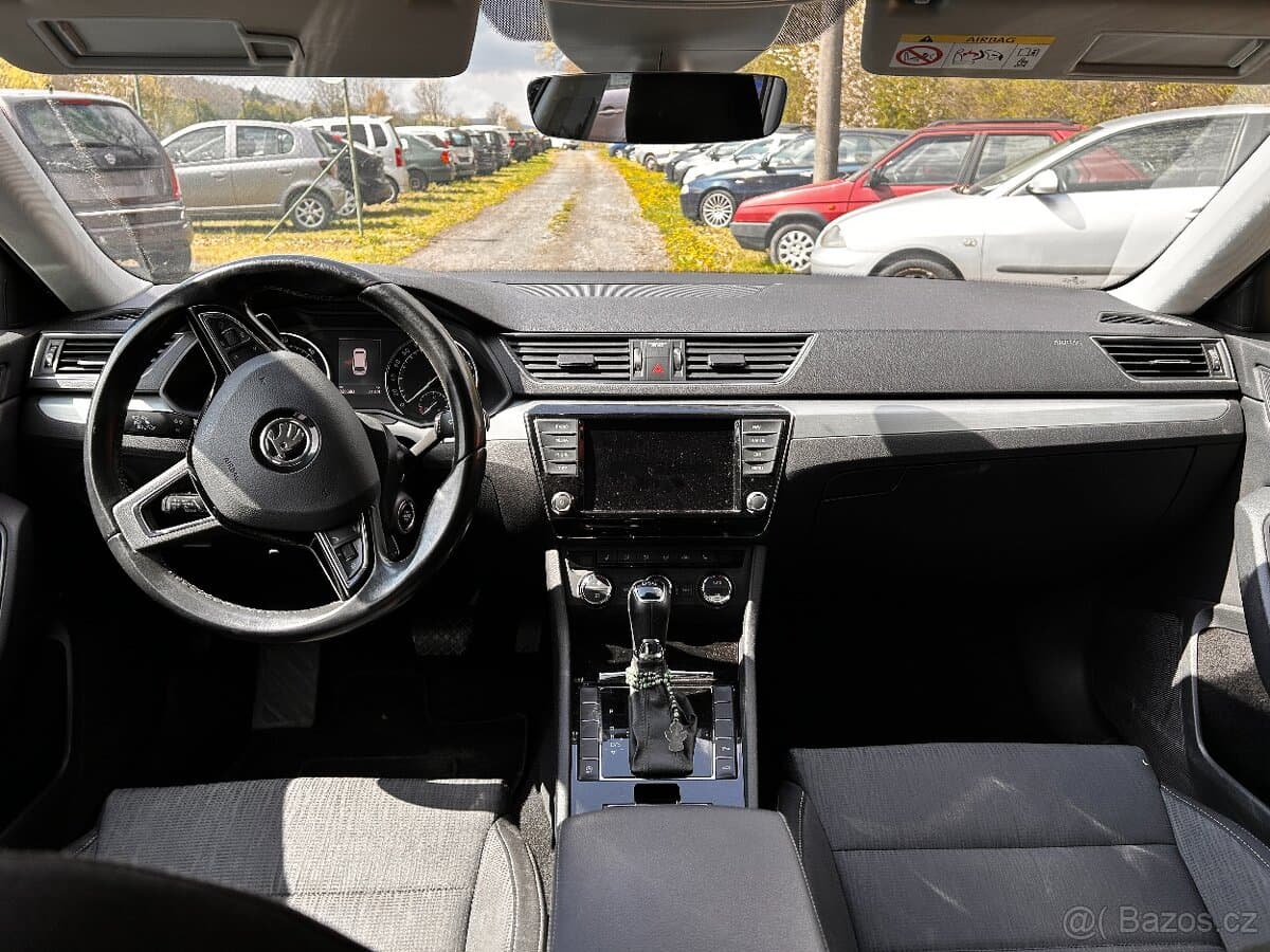 2017 Škoda SUPERB - 9