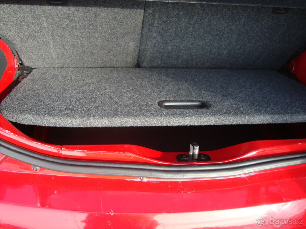 2014 Volkswagen UP! - 9
