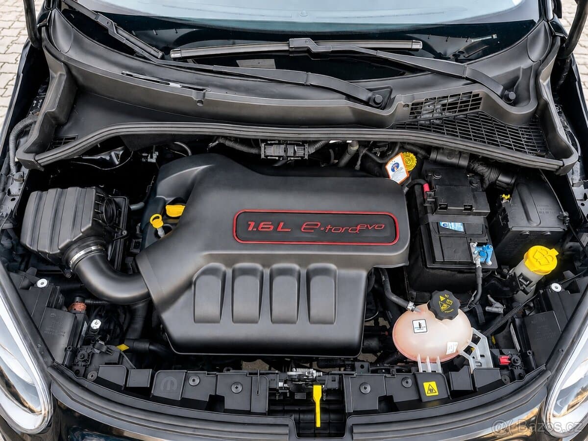 2015 Fiat 500X - 9
