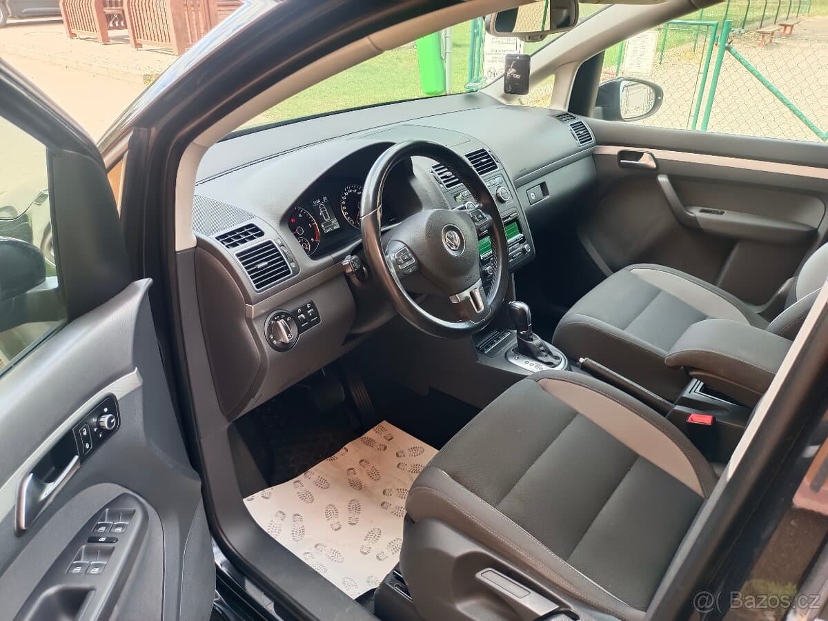 2013 Volkswagen TOURAN - 9