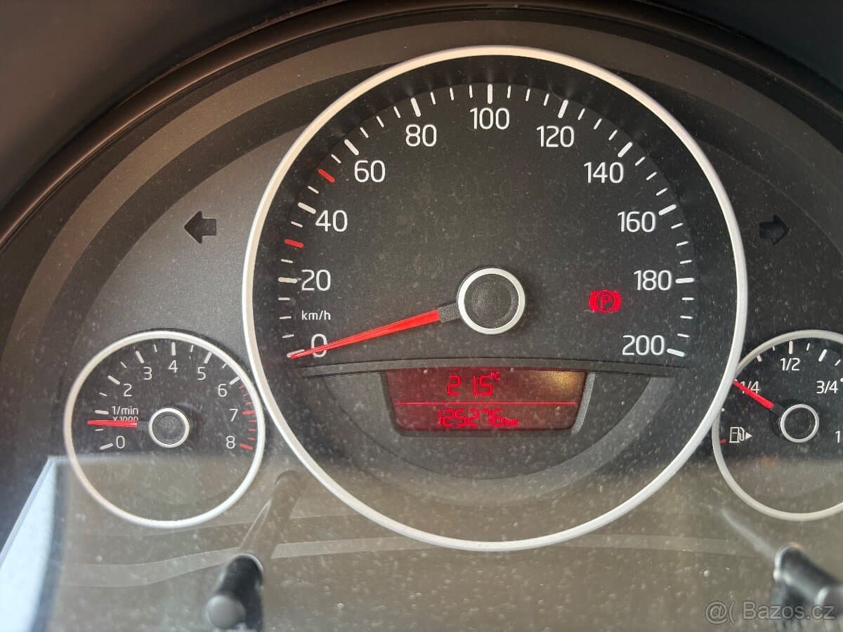 Volkswagen UP! - 9