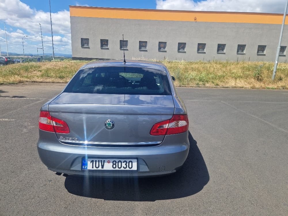 2010 Škoda SUPERB - 9