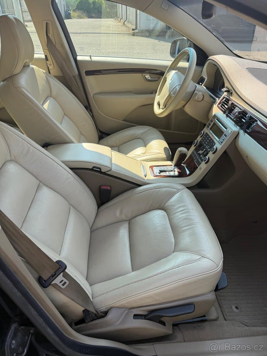 2007 Volvo S80 - 9