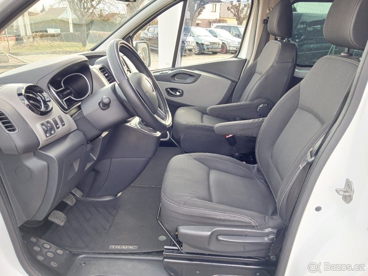 2016 Renault TRAFIC - 9