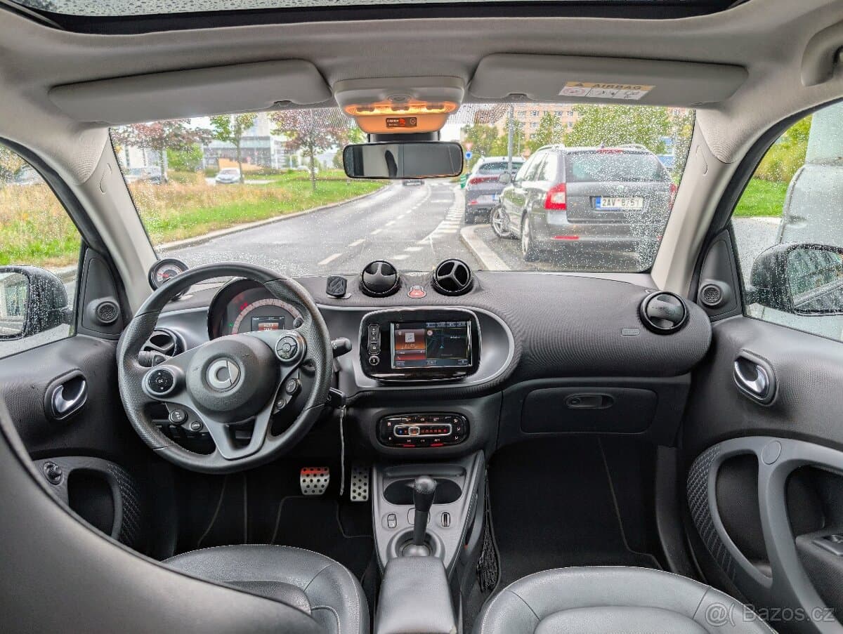 2016 Smart FORTWO - 9