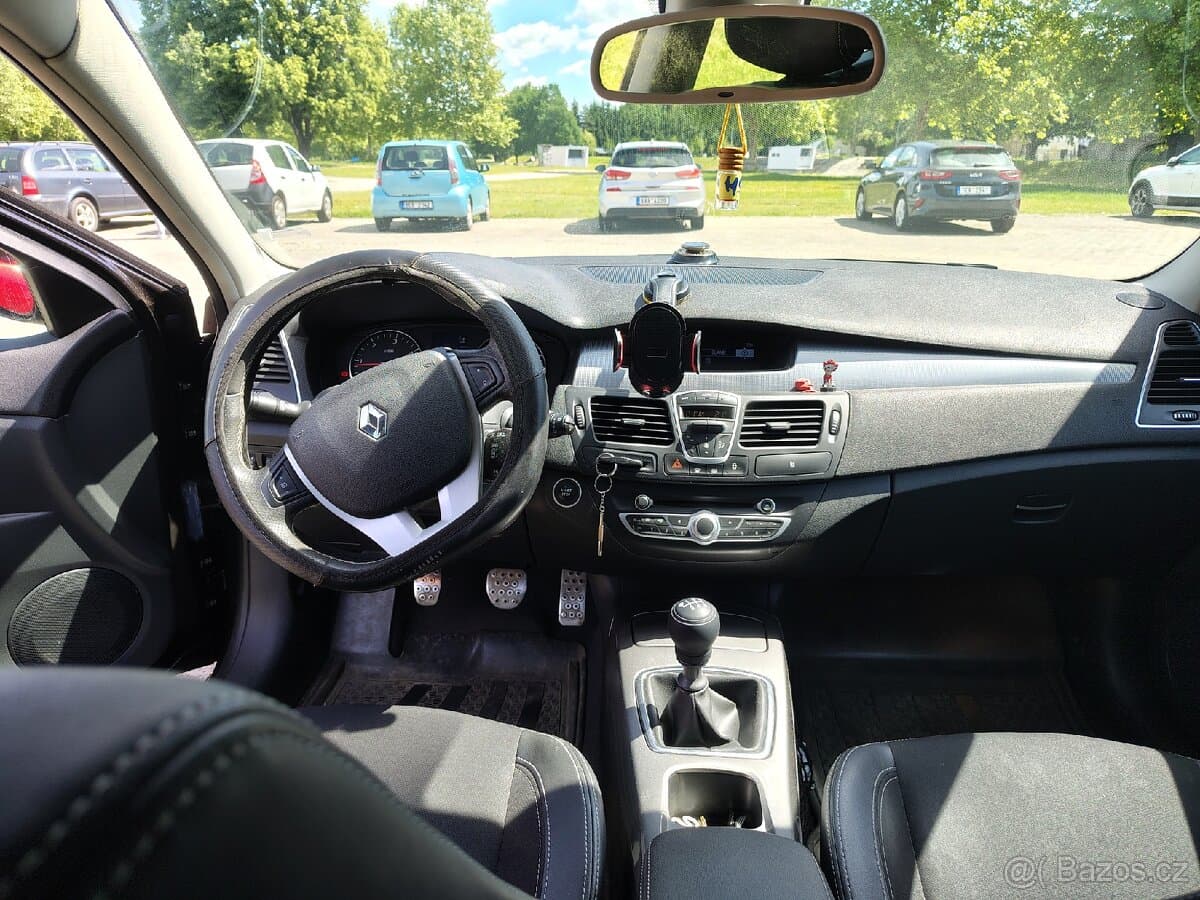 2013 Renault LAGUNA - 9