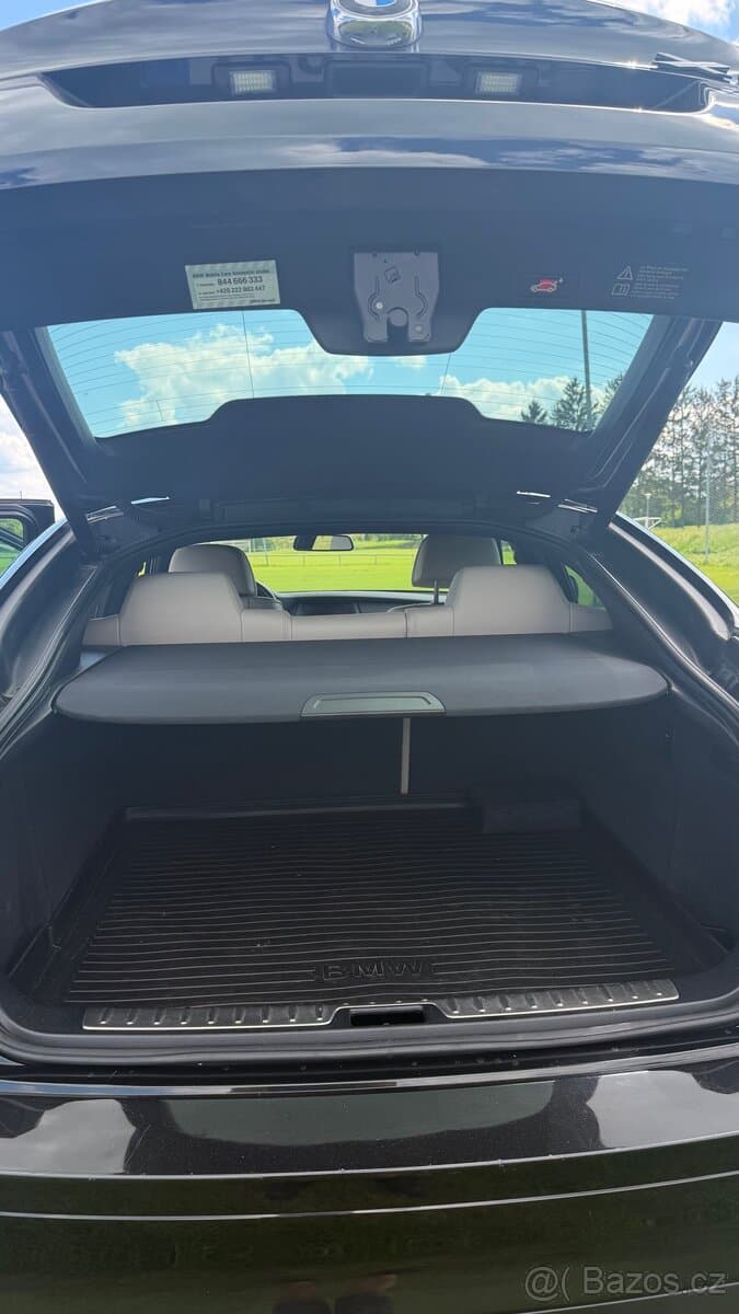 2010 BMW X6 - 9