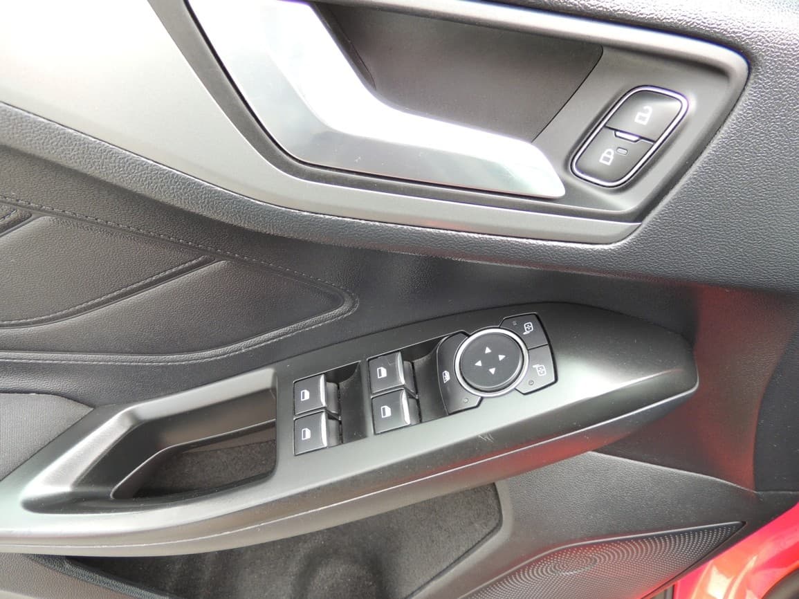 2019 Ford FOCUS - 9