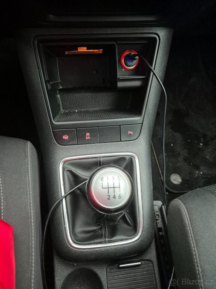 Volkswagen GOLF - 9