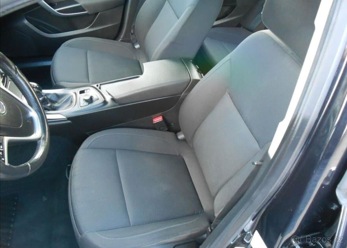 2009 Opel INSIGNIA - 9