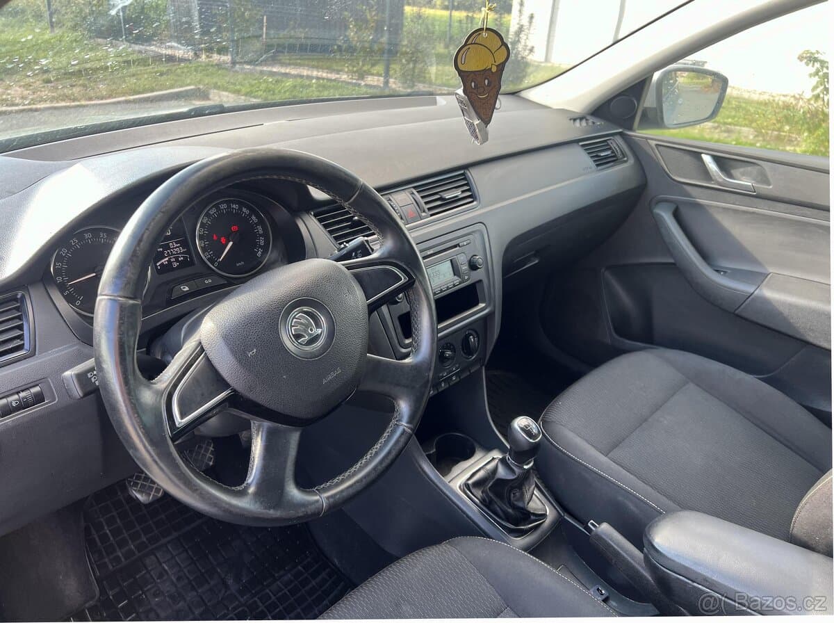 2013 Škoda RAPID - 9