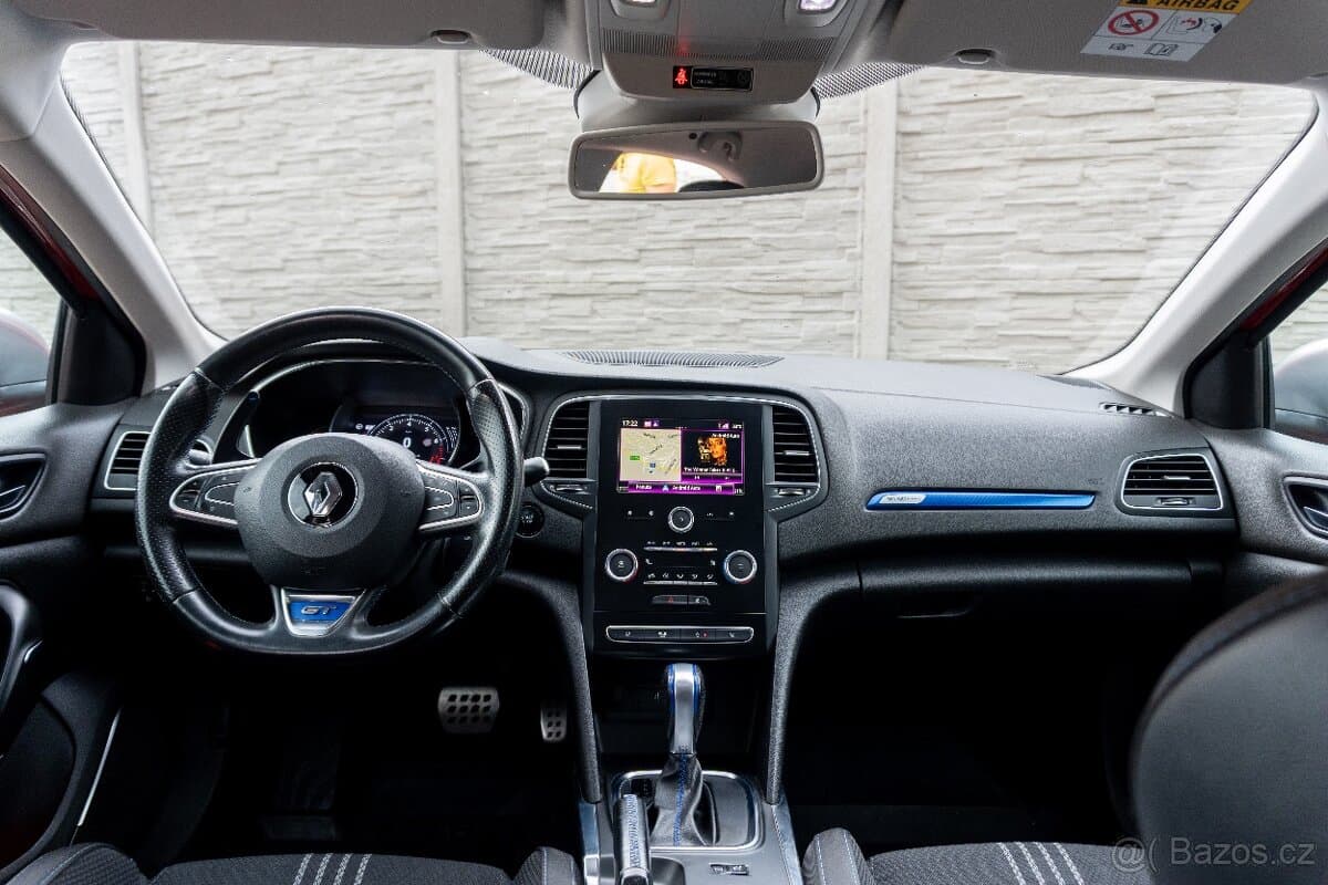 2018 Renault MEGANE - 9