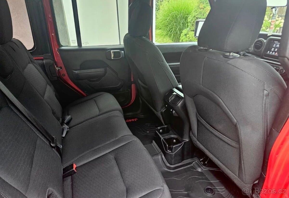 2022 Jeep WRANGLER - 9