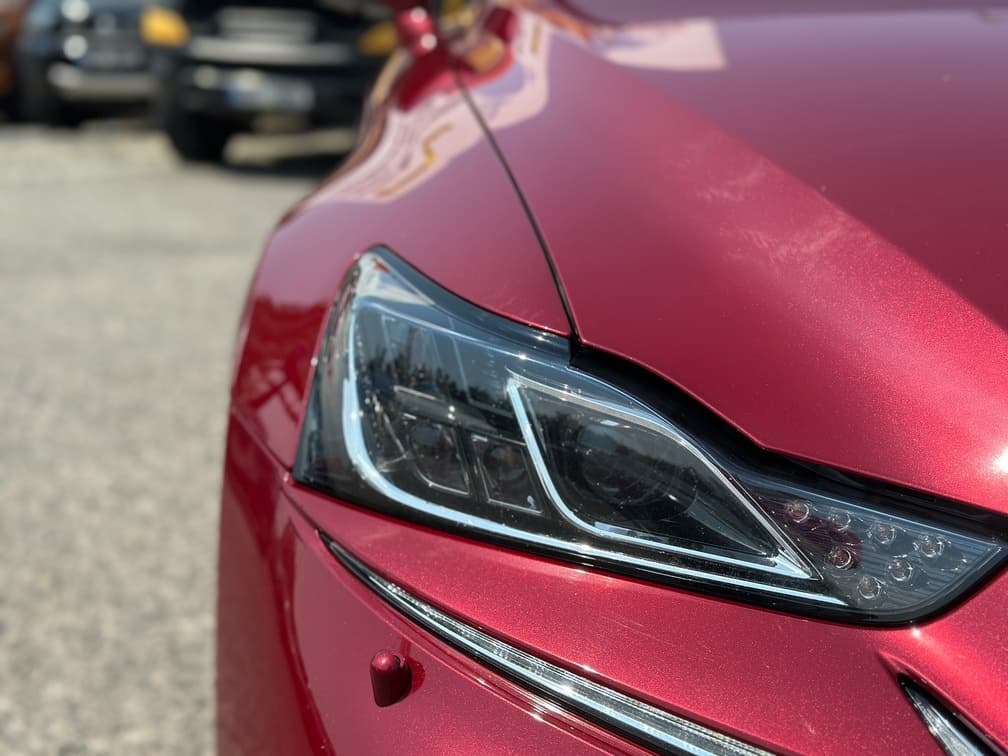 2020 Lexus IS - 9