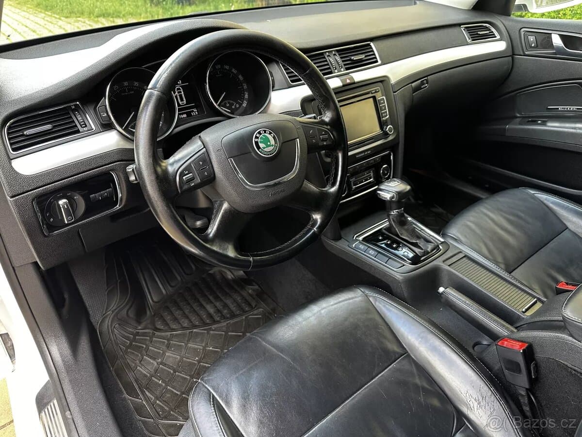 2010 Škoda SUPERB - 9