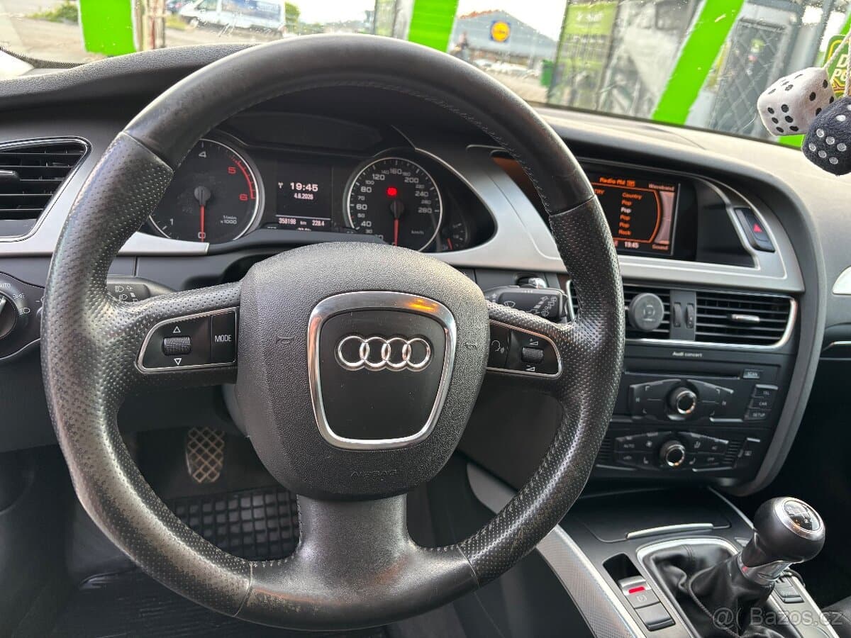 2010 Audi A4 - 9