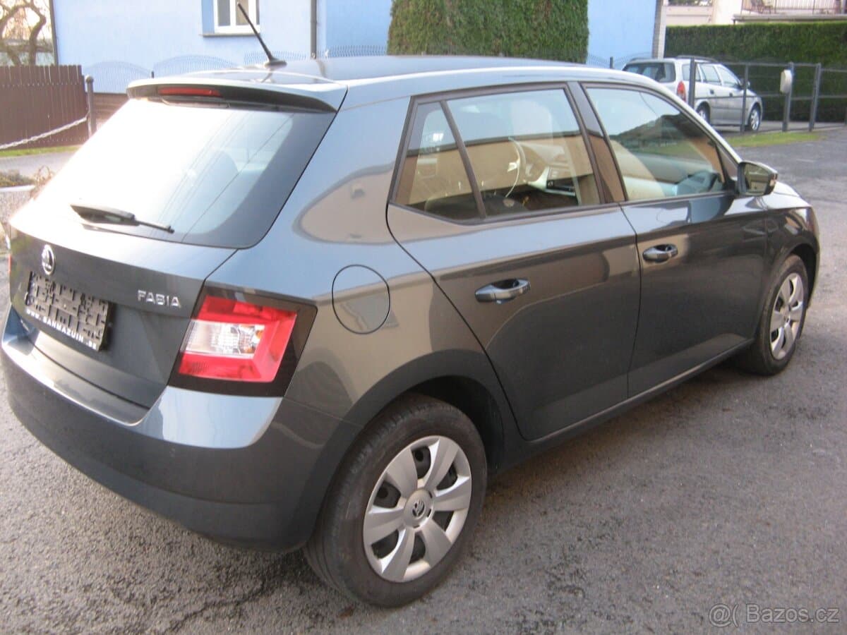 2017 Škoda FABIA - 9