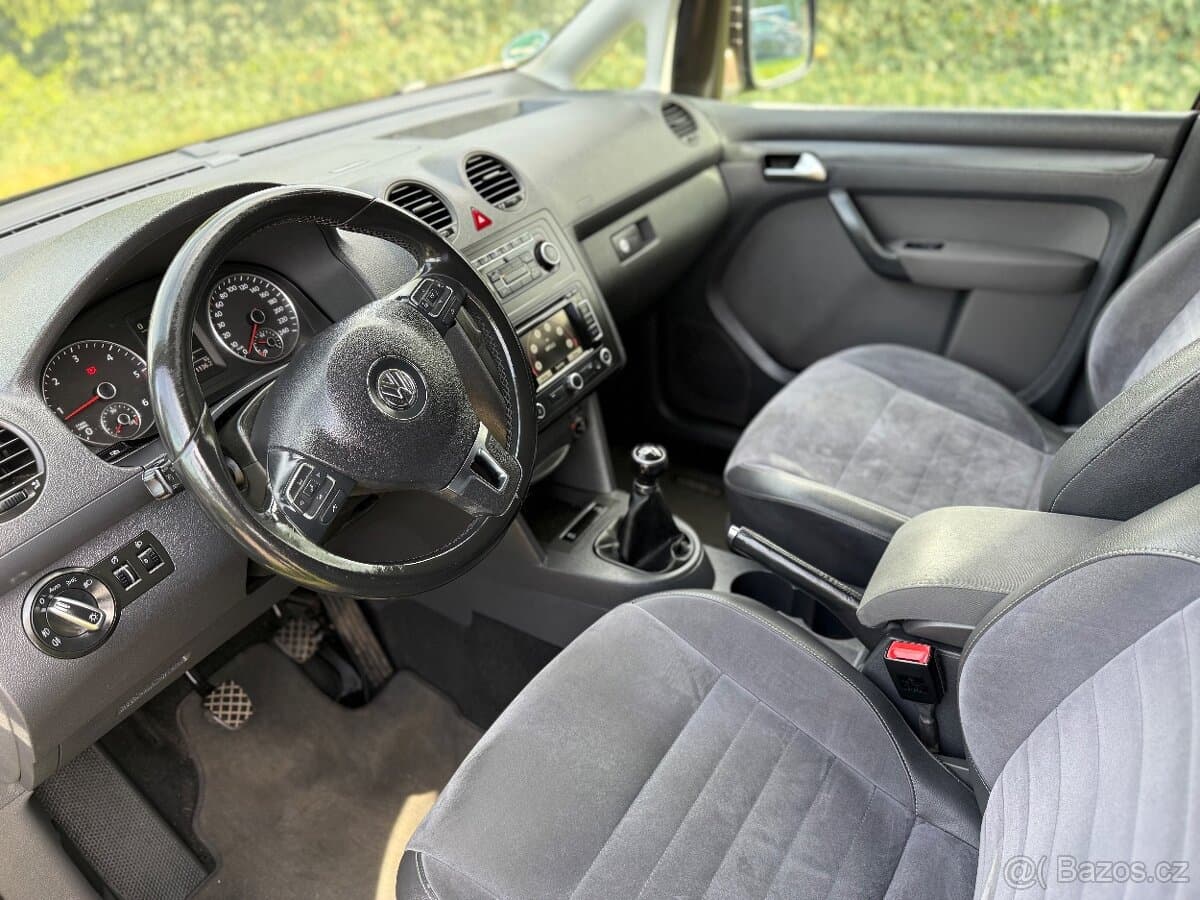 2012 Volkswagen CADDY - 9