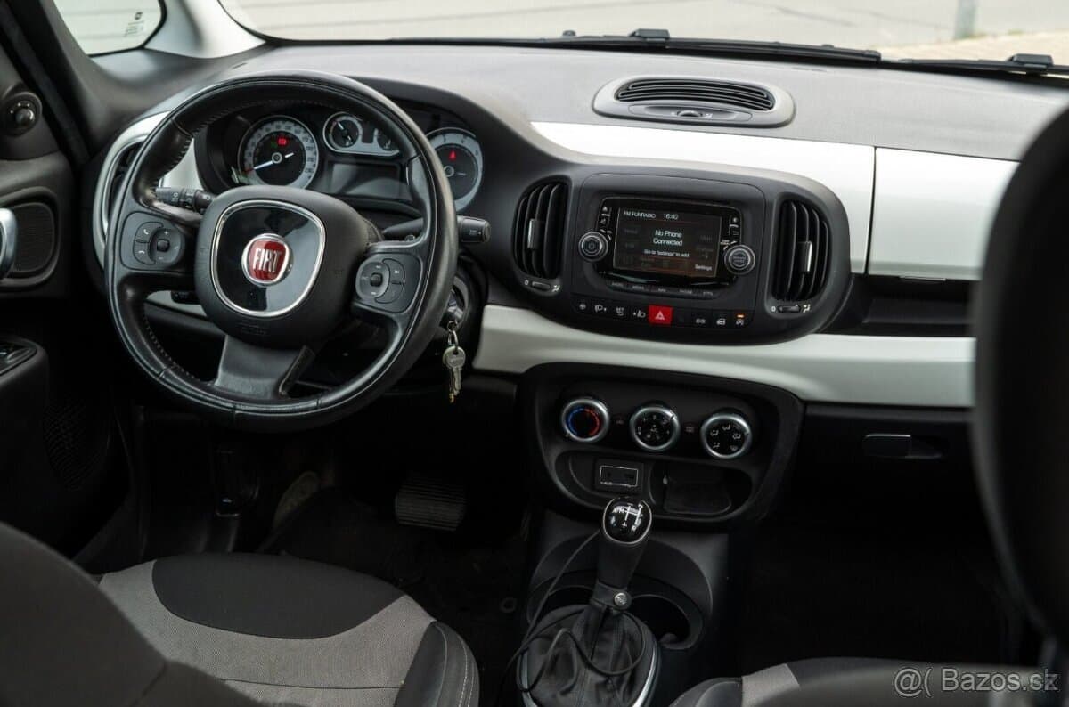 2017 Fiat 500L - 9