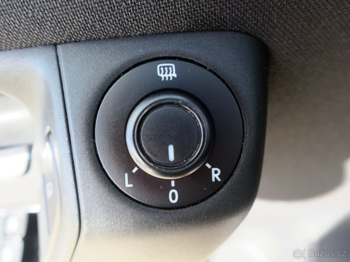 2014 Volkswagen POLO - 9