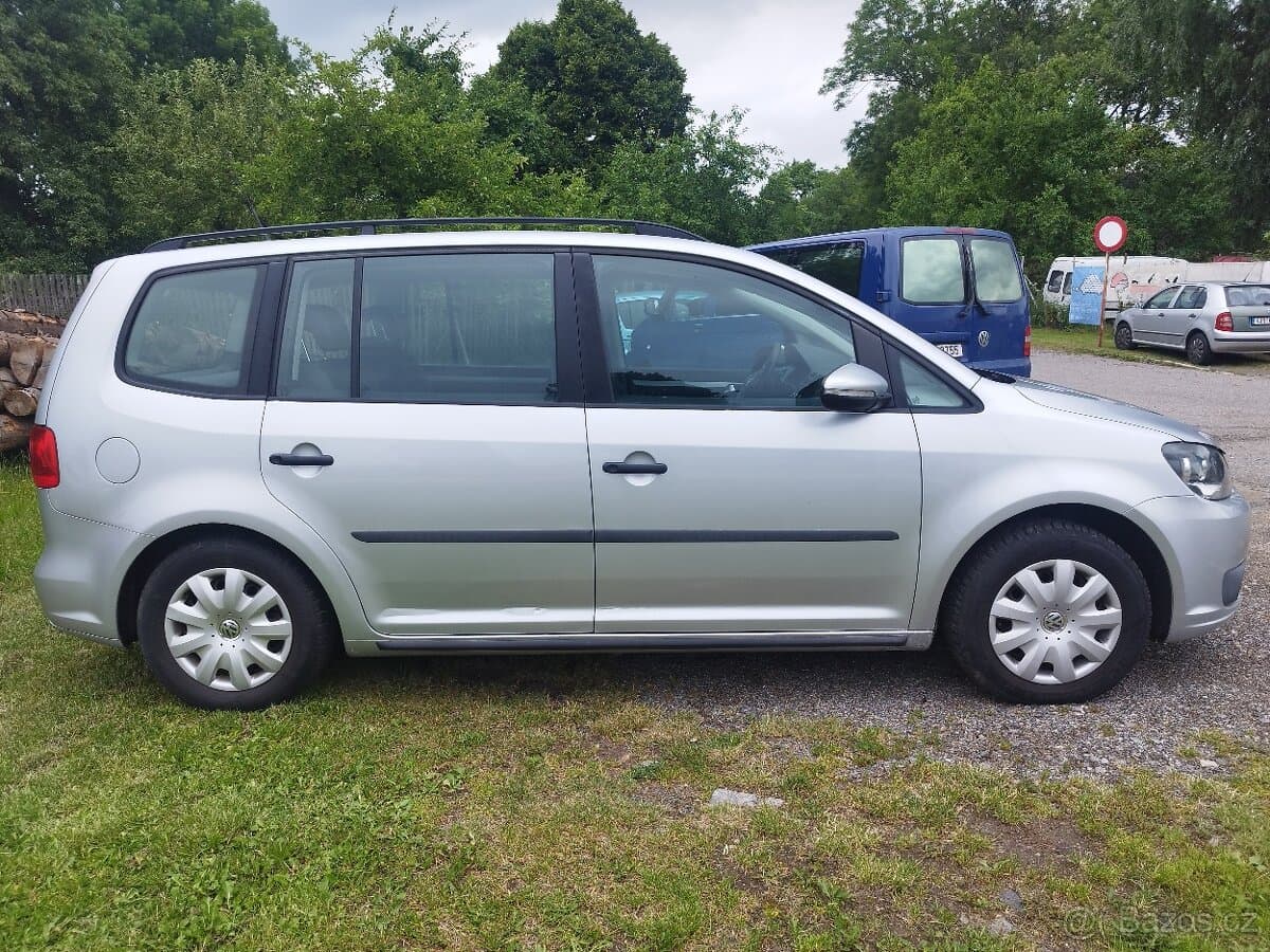 2012 Volkswagen TOURAN - 9