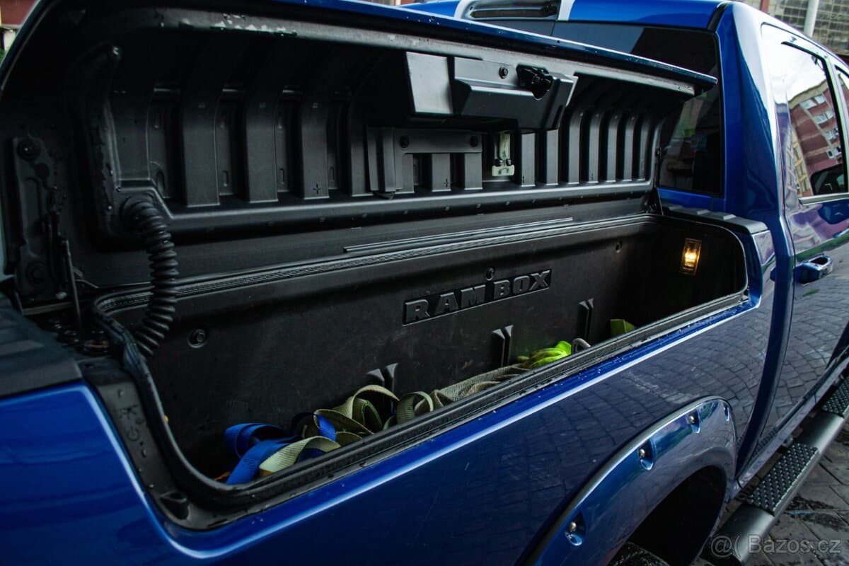 2017 Dodge OSTATNÍ - 9