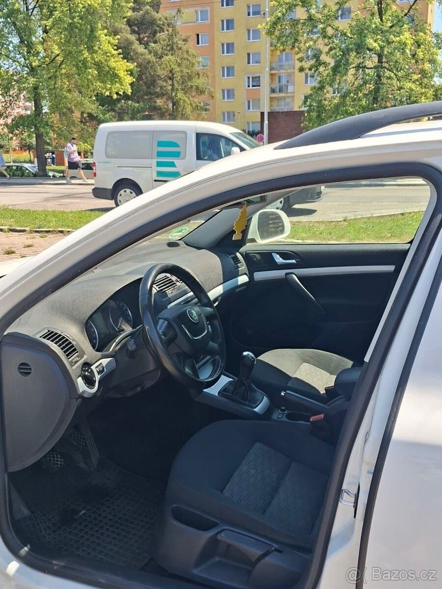 2010 Škoda OCTAVIA - 9