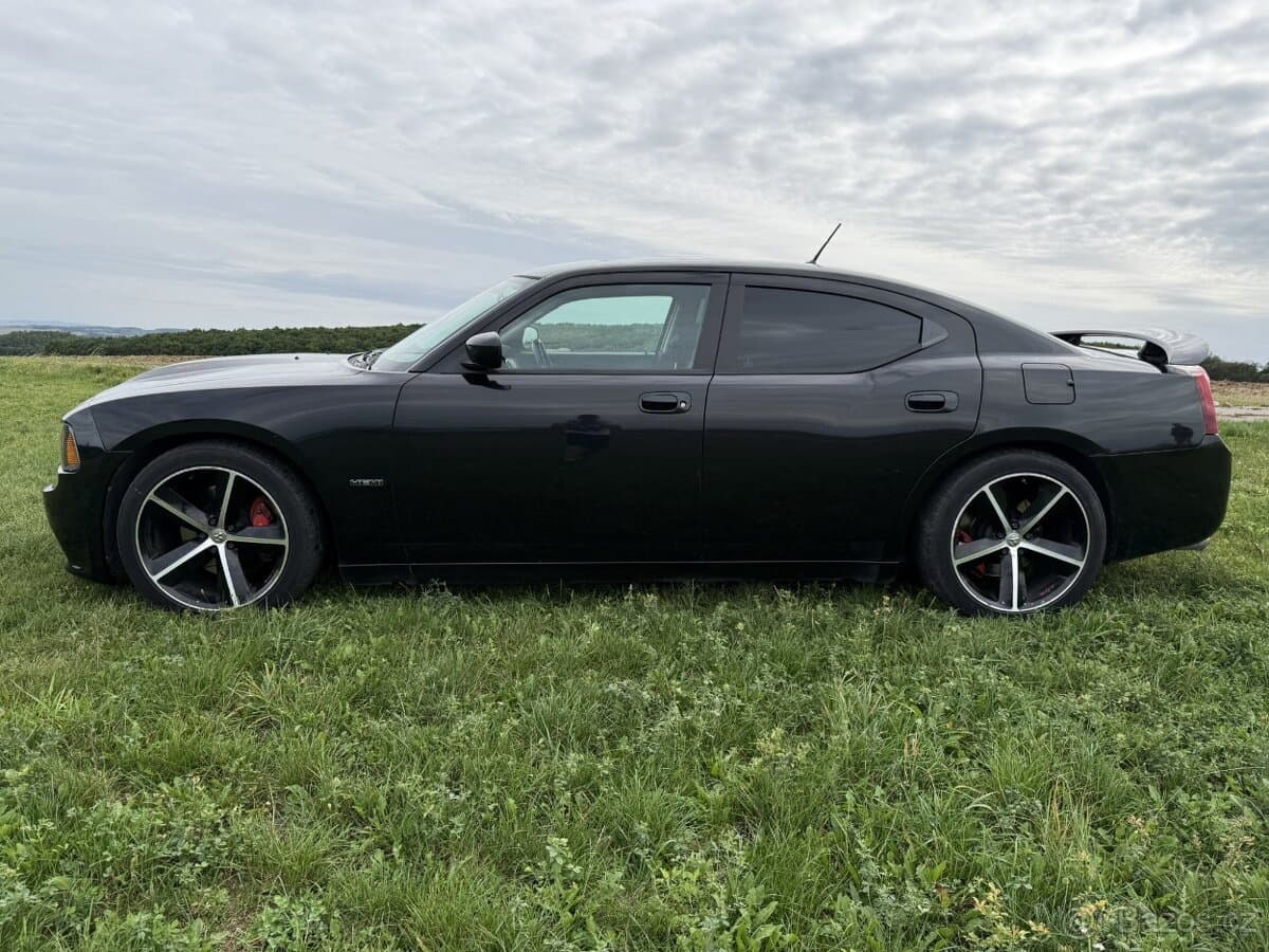 Dodge CHARGER - 9