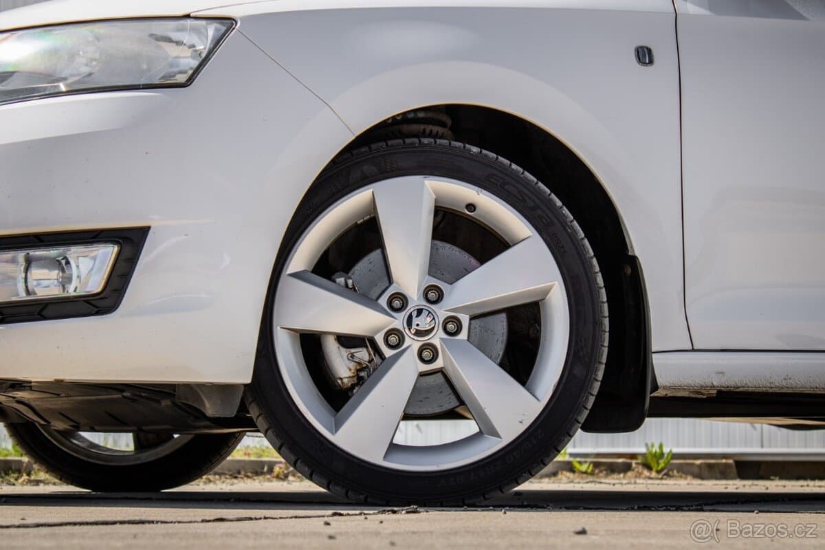 2013 Škoda RAPID - 9