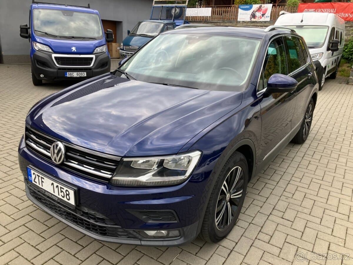 2017 Volkswagen TIGUAN - 9