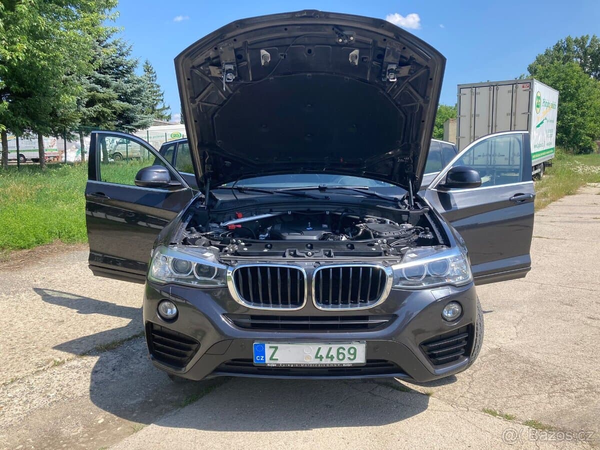 2017 BMW X4 - 9