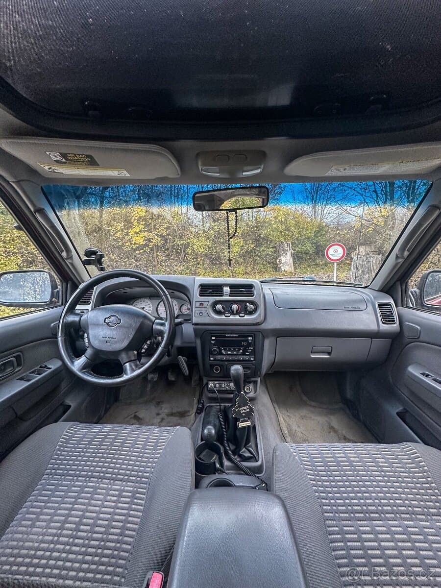 2001 Nissan OSTATNÍ - 9