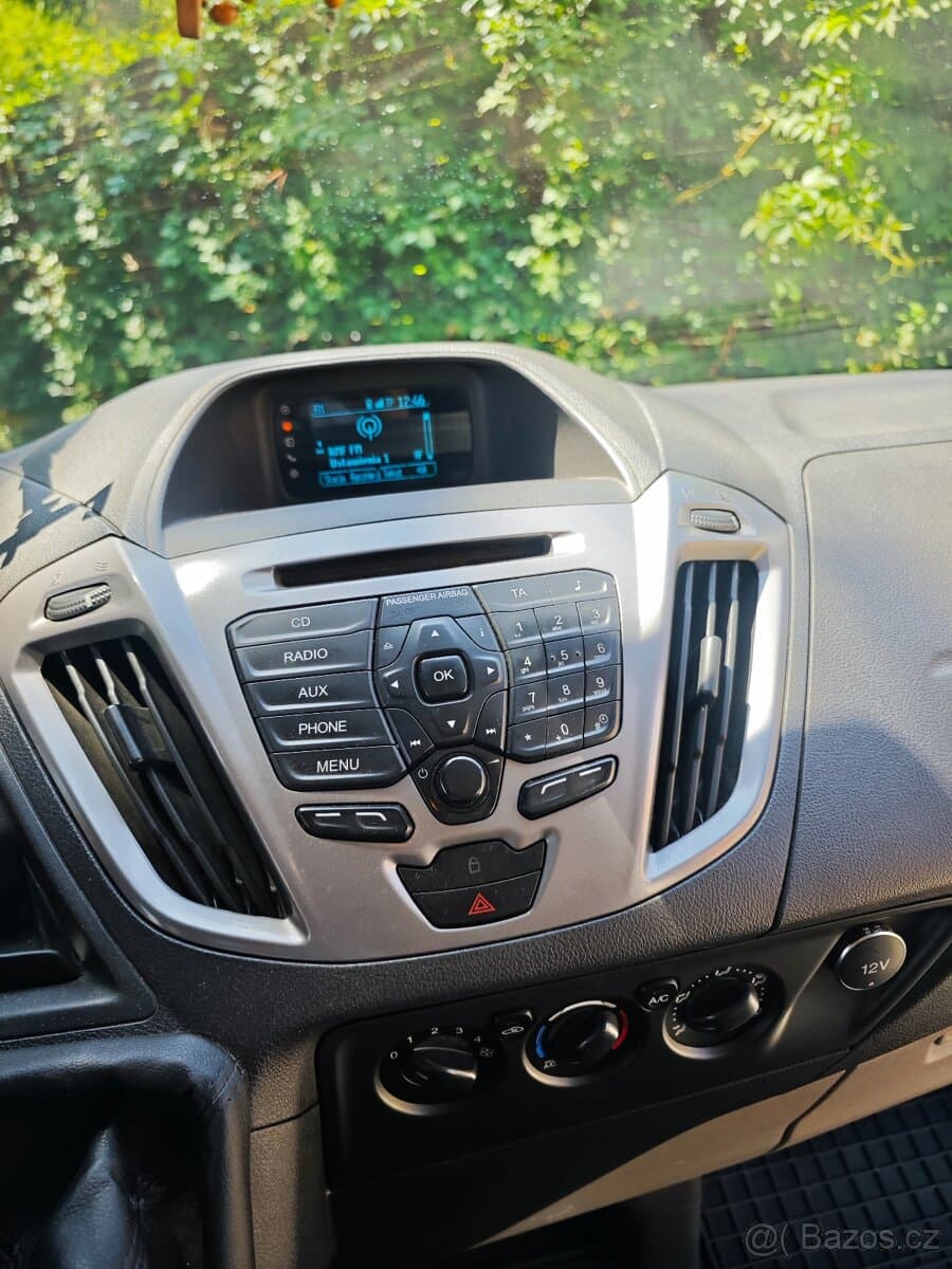 2015 Ford TOURNEO - 9
