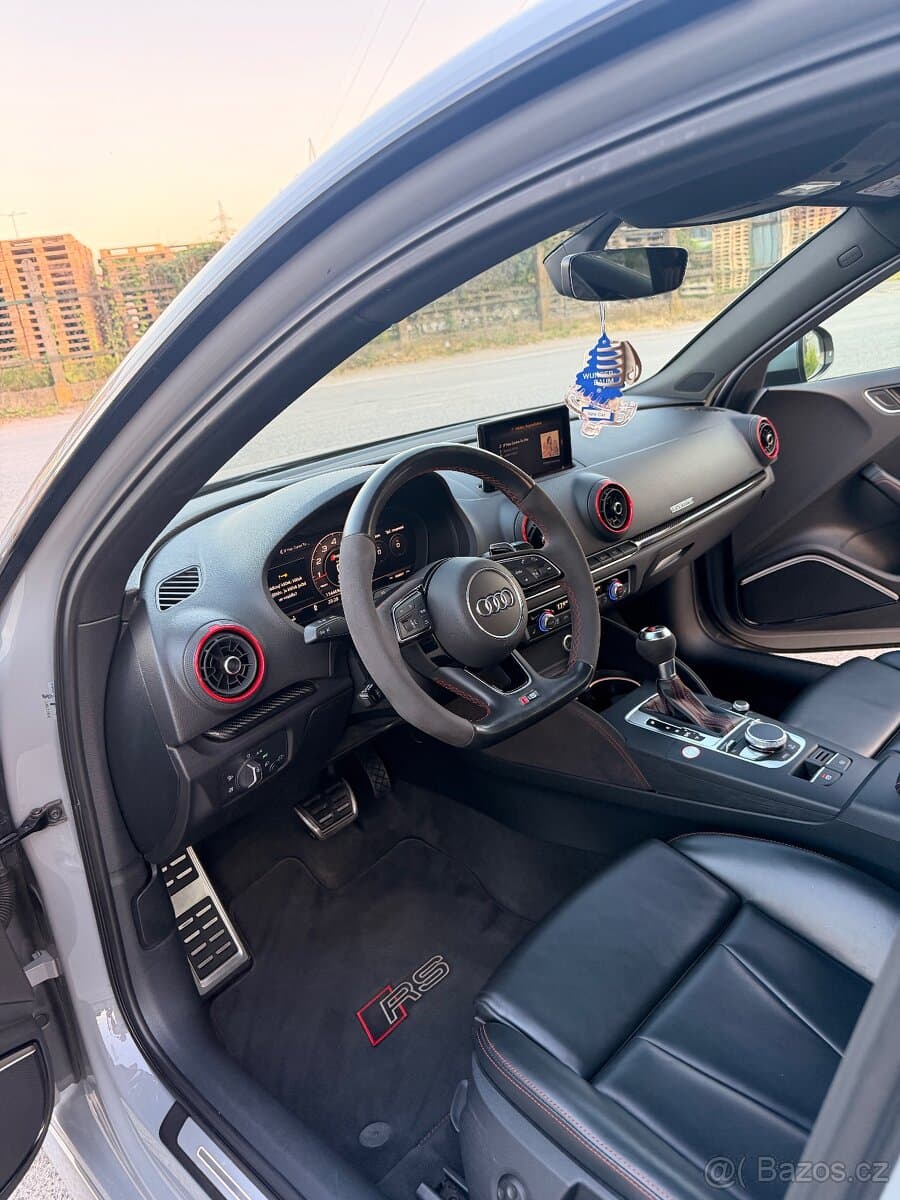 2018 Audi RS3 - 9