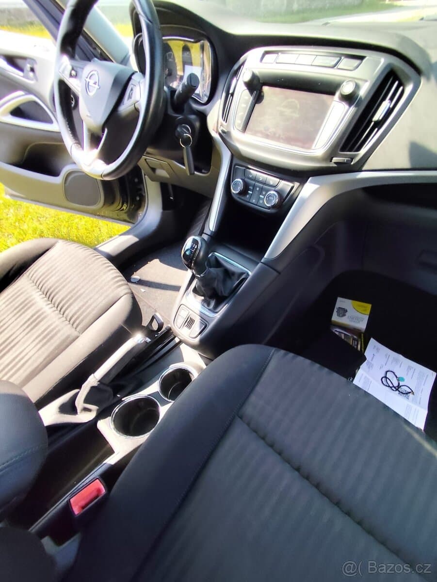 2017 Opel ZAFIRA - 9