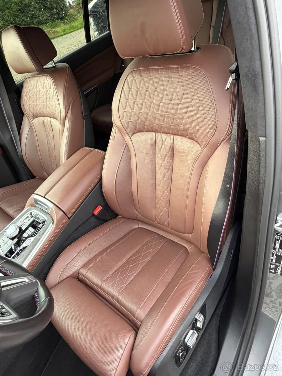 BMW X7 - 9