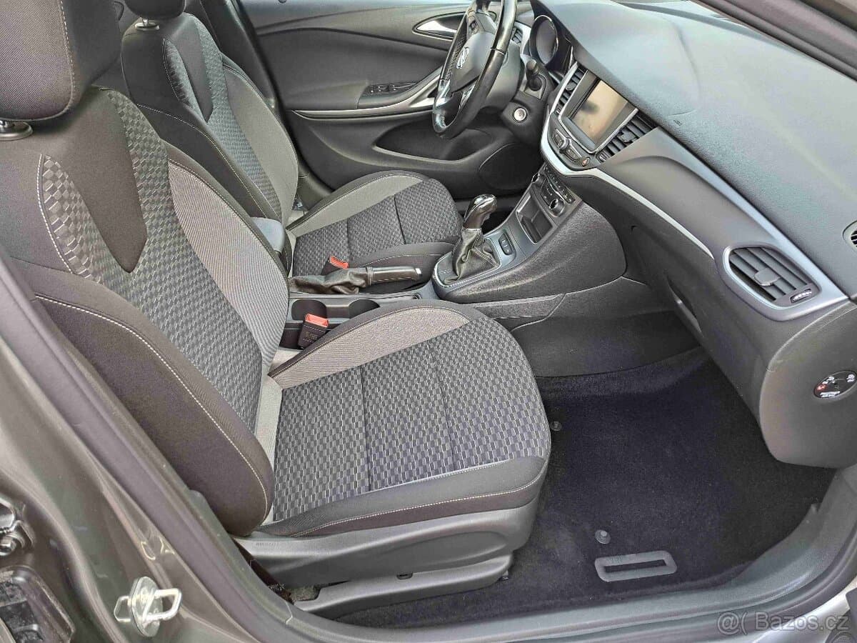 2021 Opel ASTRA - 9