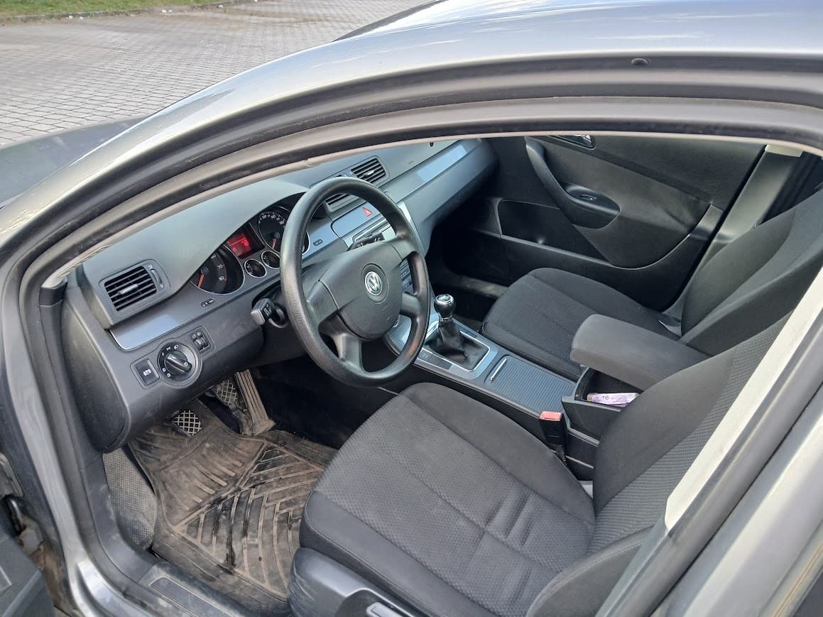 2007 Volkswagen PASSAT - 9