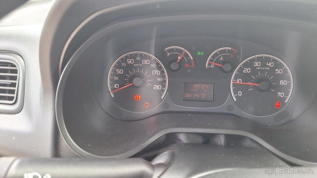 2011 Fiat DOBLO - 9