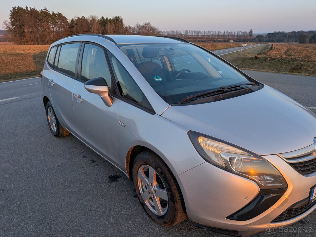 2014 Opel ZAFIRA - 9
