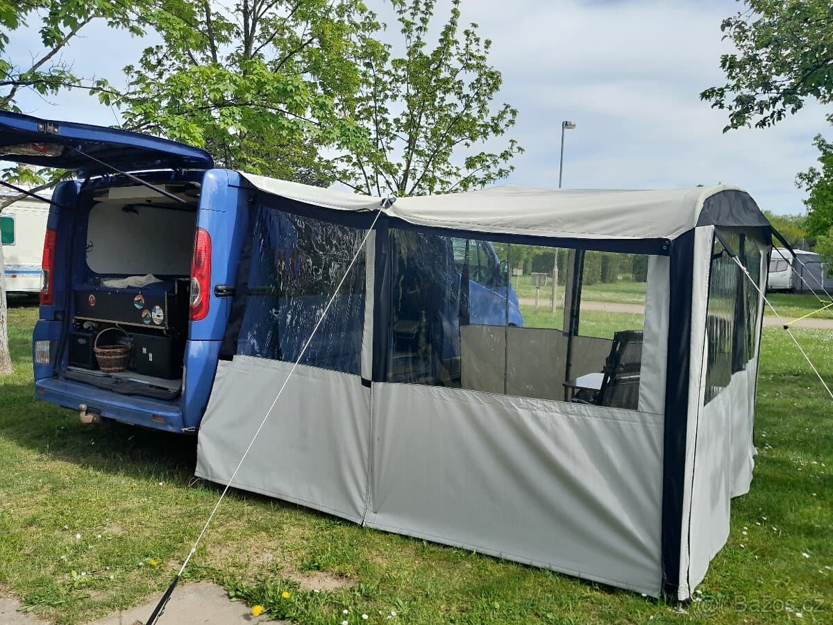 2009 Opel VIVARO - 9