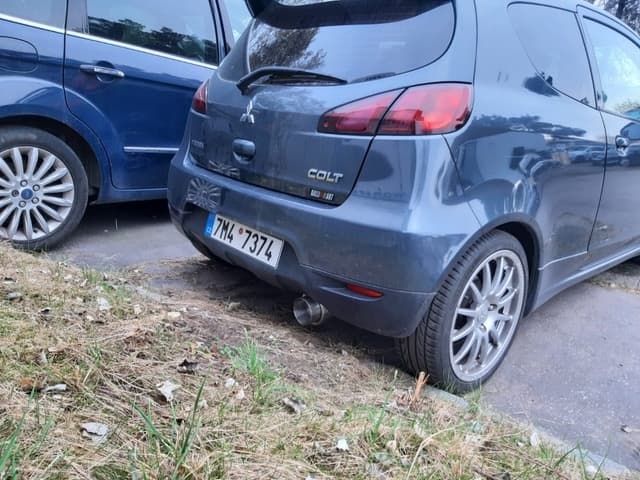 2012 Mitsubishi COLT - 9